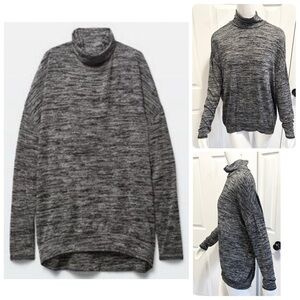 Aritzia Wilfred Free Martha Turtleneck Shirt Black Oversized Sweater Top Medium